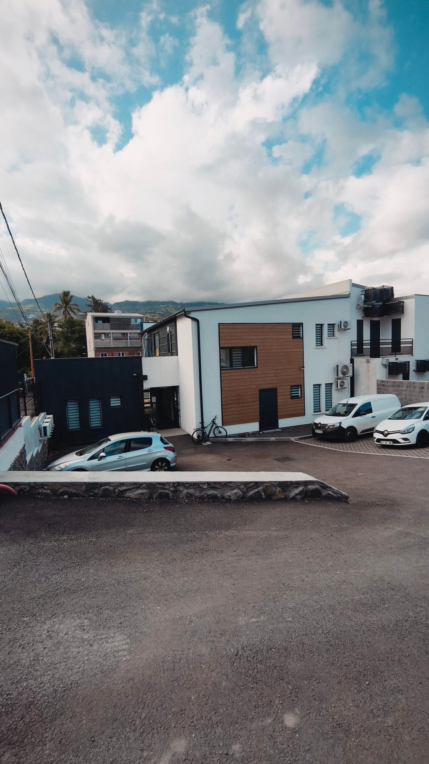 Parking patientèle pour le cabinet de chiropraxie à l'Étang-Salé - La Réunion