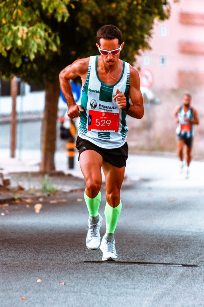 Coureur à l'effort sur route : le RED-S touche aussi les sportifs